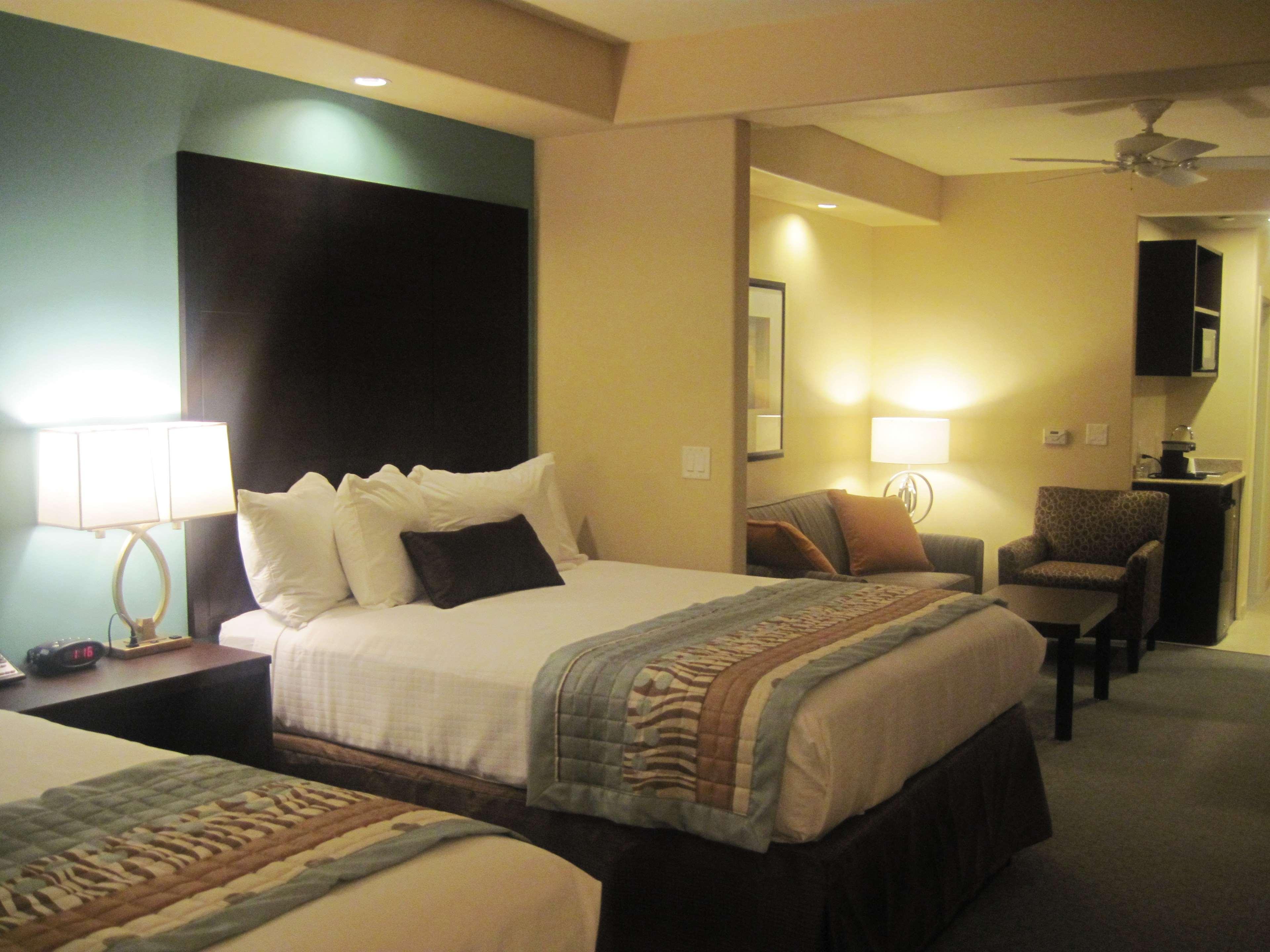 Best Western Plus Midland Suites Værelse billede