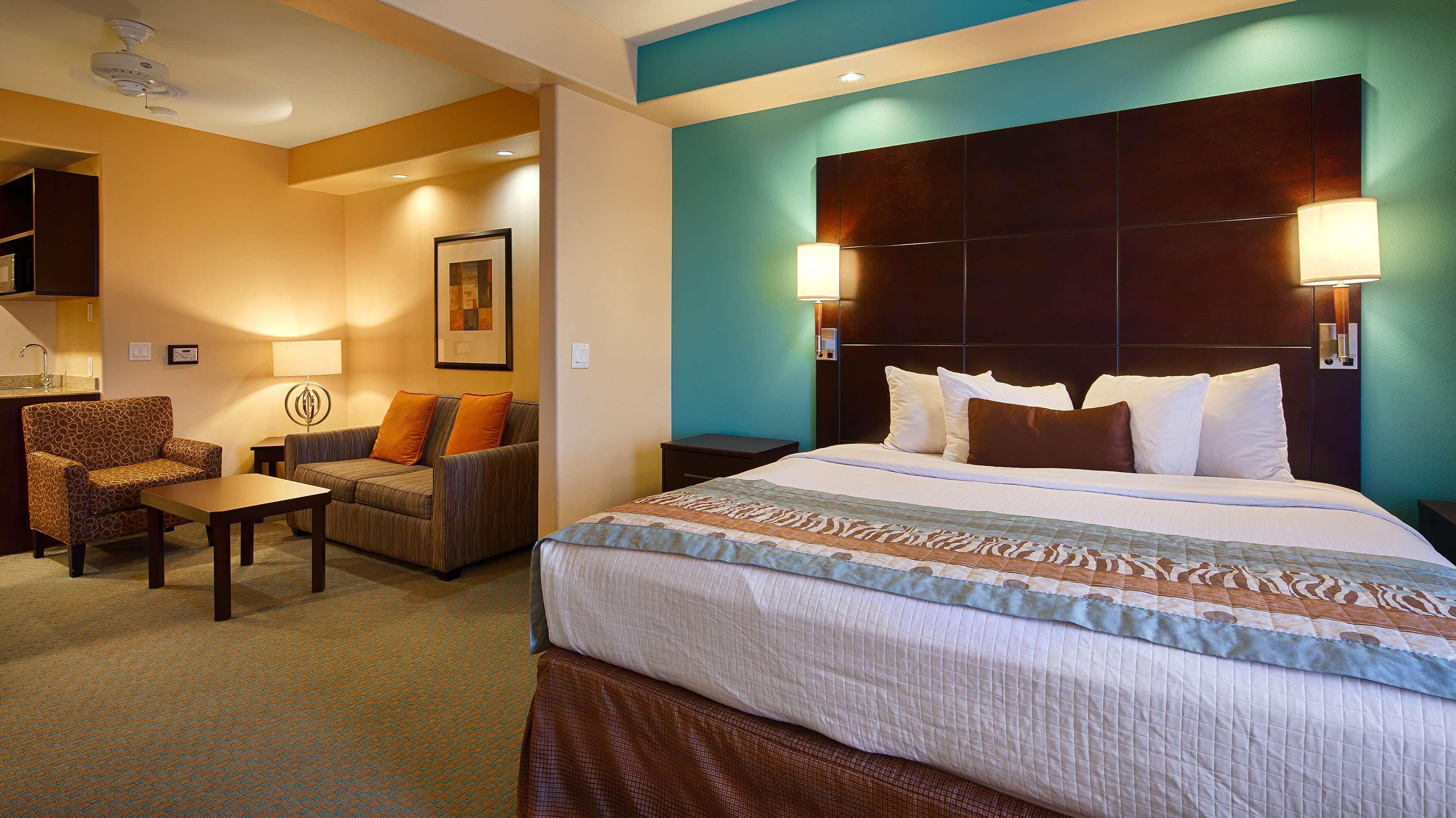 Best Western Plus Midland Suites Eksteriør billede