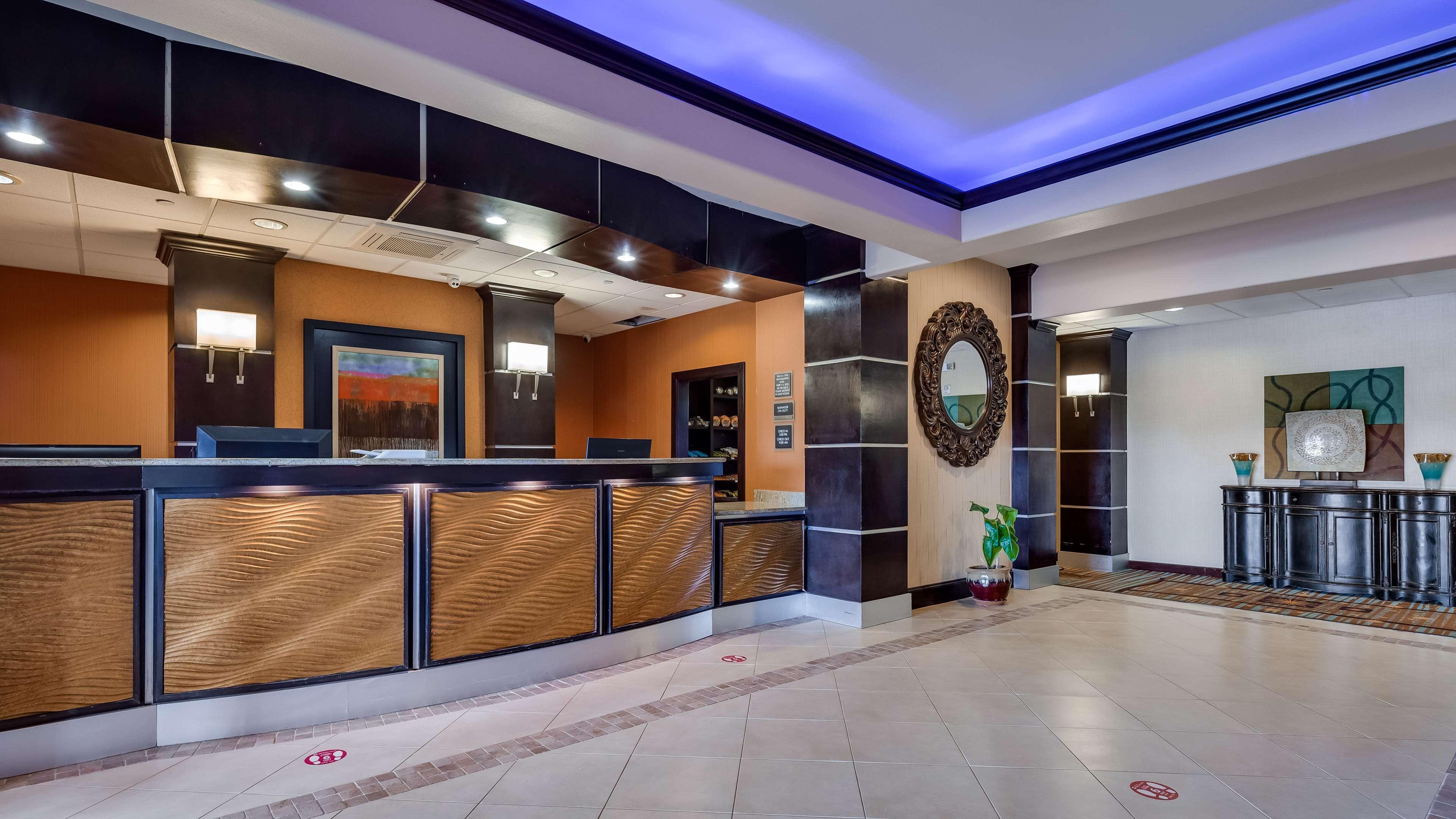 Best Western Plus Midland Suites Eksteriør billede