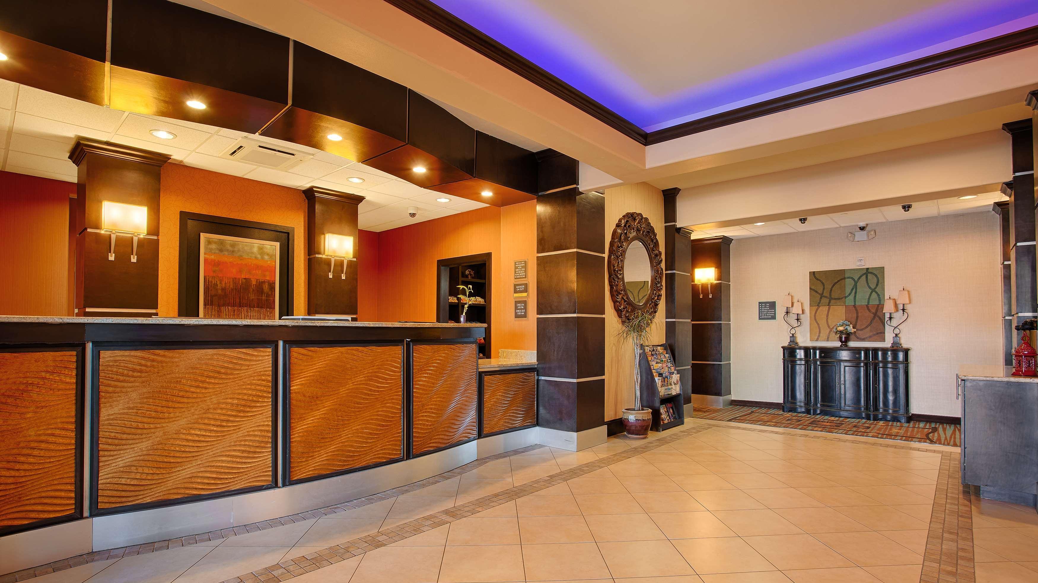 Best Western Plus Midland Suites Eksteriør billede
