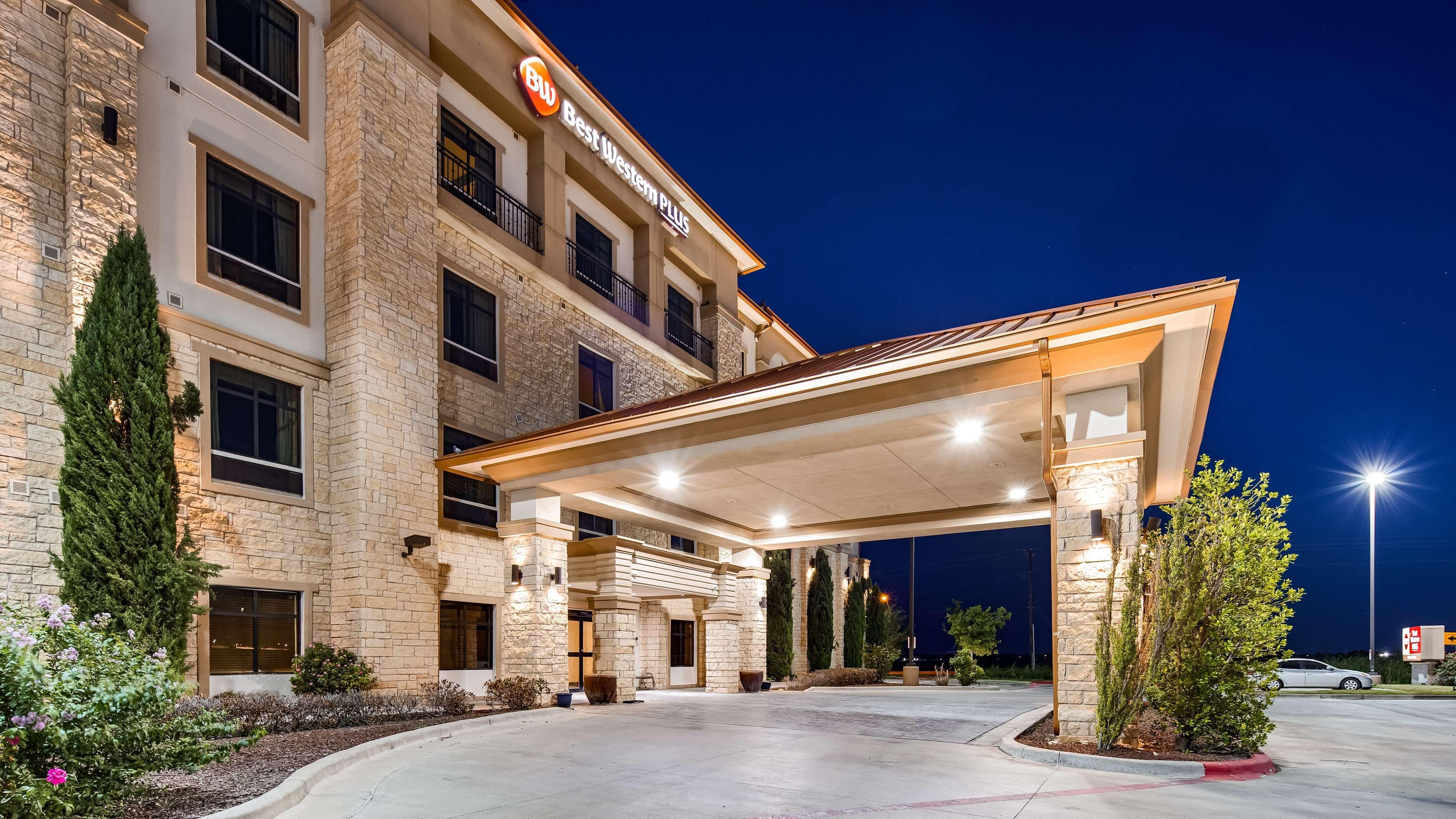 Best Western Plus Midland Suites Eksteriør billede