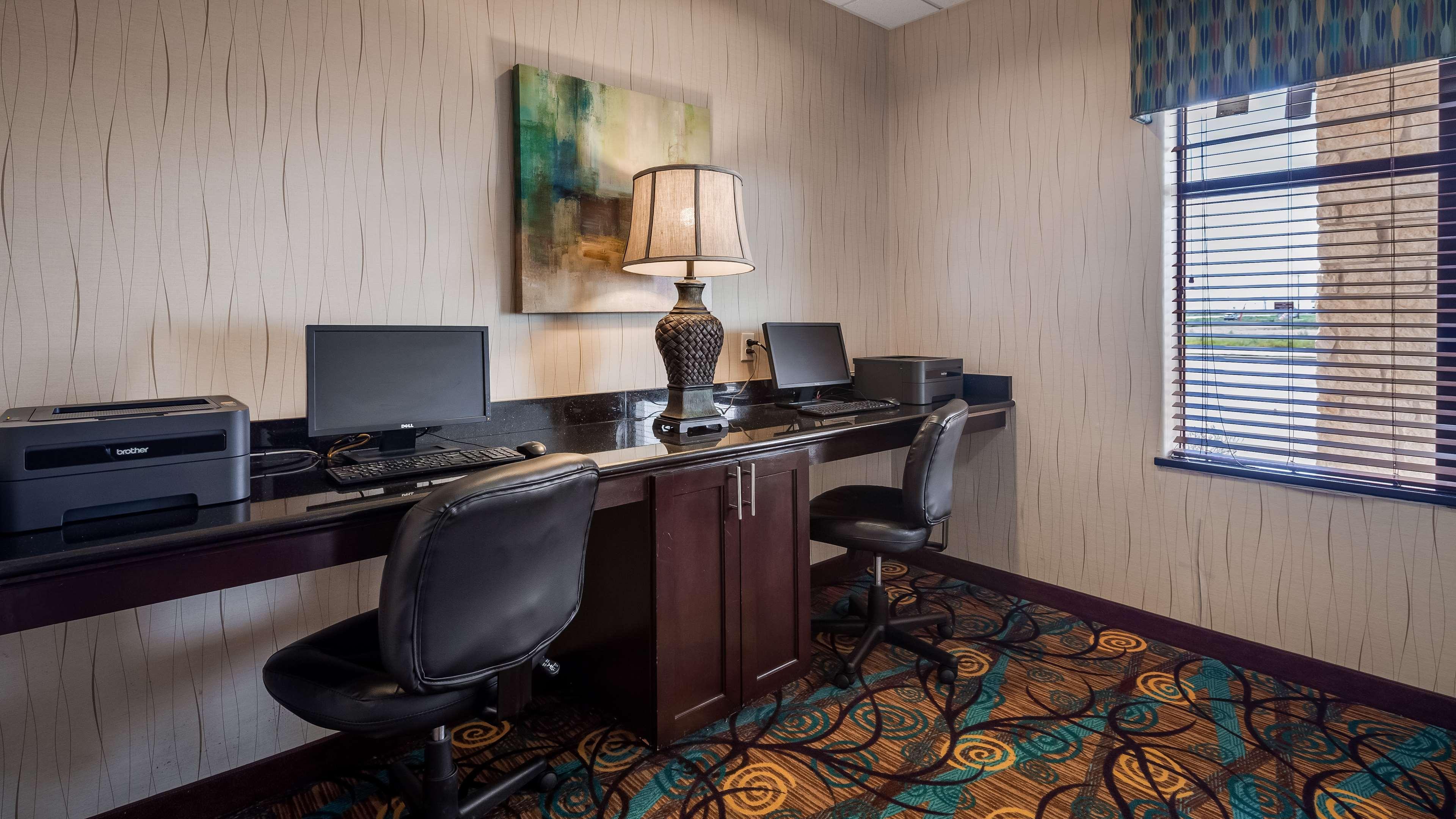 Best Western Plus Midland Suites Eksteriør billede