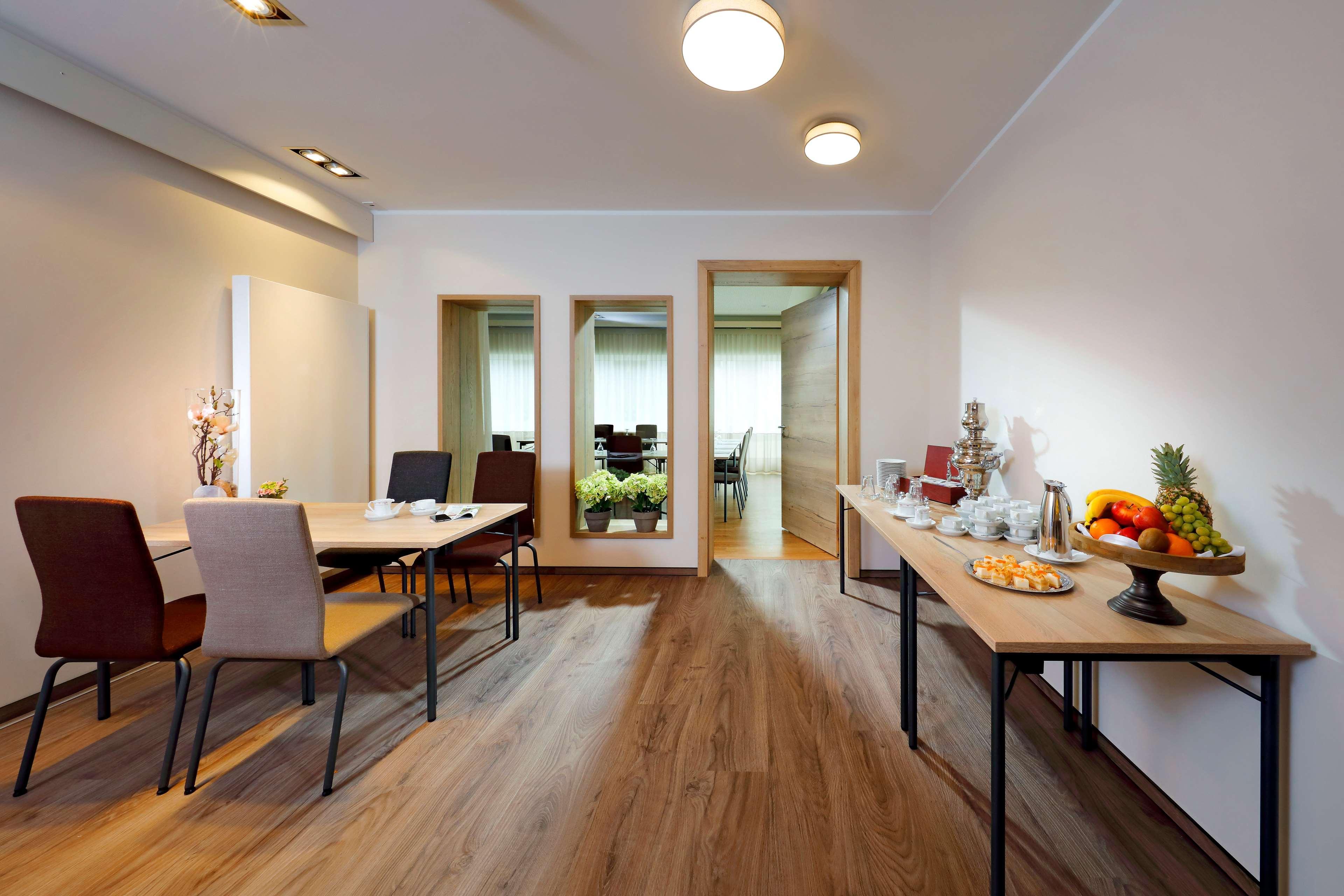 Best Western Plus Midland Suites Eksteriør billede
