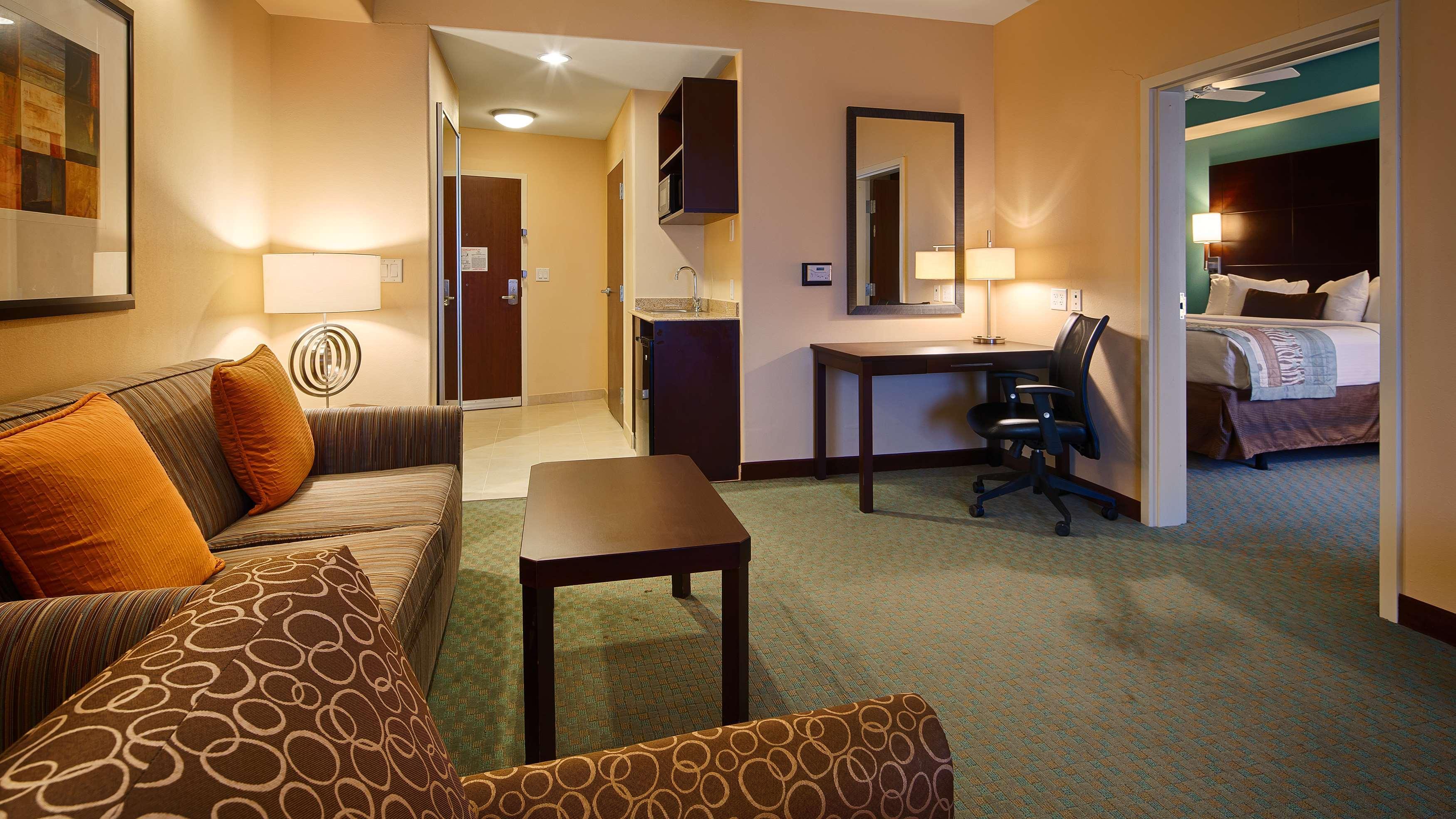 Best Western Plus Midland Suites Eksteriør billede